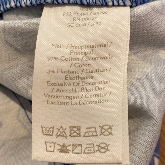 Boden Helena Chino Blue & White Star Print Mini Skirt US 6 LONG - Picture 8 of 9